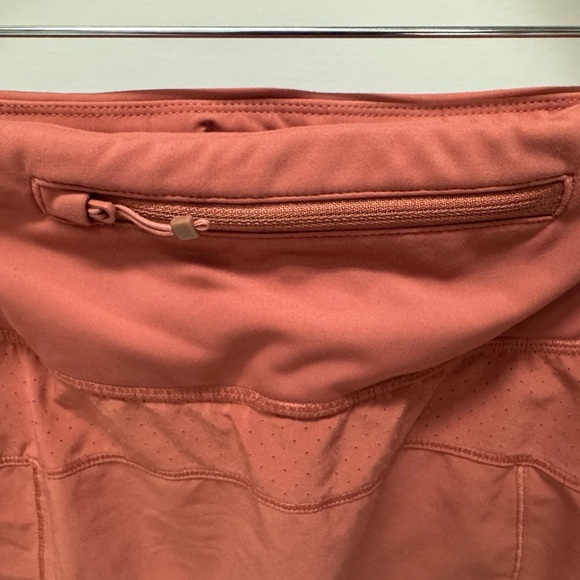 Athleta run with it 14 inch skort orange color size small - Picture 6 of 9